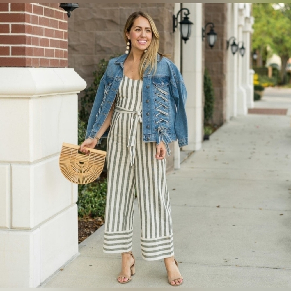 ROMEO & JULIET Striped Linen Jumpsuit EUC Size M - Picture 3 of 10